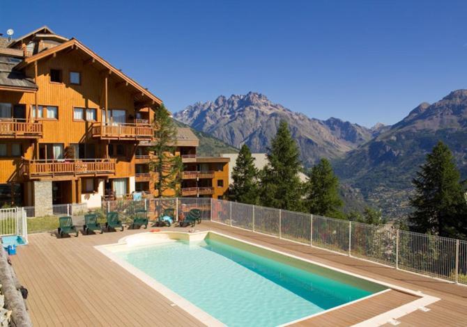 Ferienwohnung Le Hameau Des Ecrins Station 1800 Puy-Saint-Vincent Exterior foto